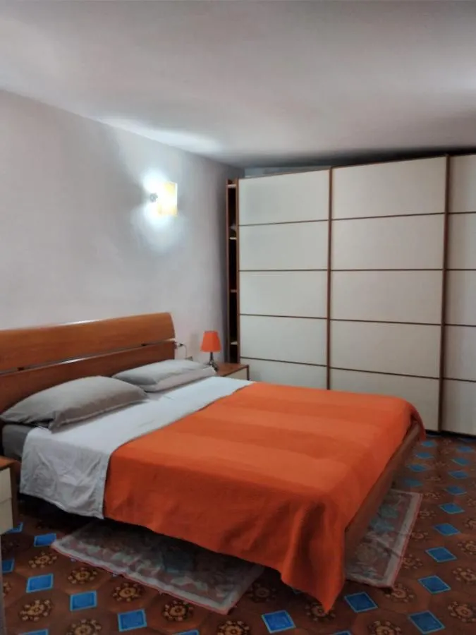 Casa Vacanza Dante Nurachi 0*,  Italia